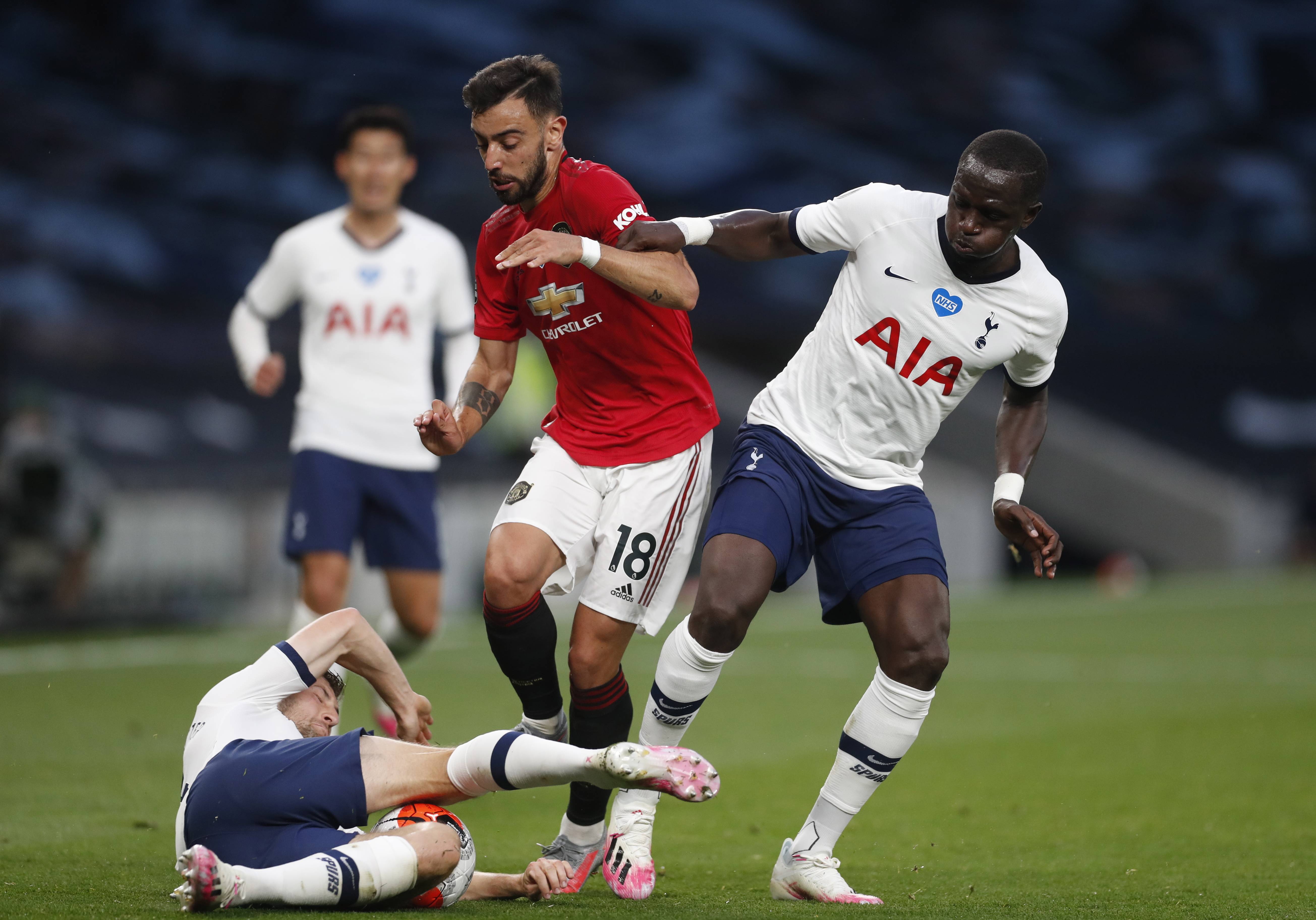 球犯规的讨 球犯规的讨